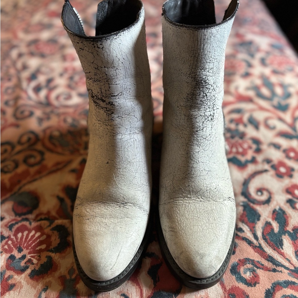 Women's White Leather Boots